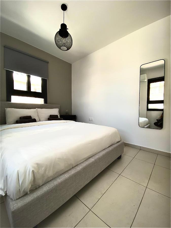 Sea La Vie #1 - Luxury Seaview Apartment Paphos Exterior foto